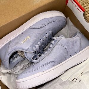 Women's Court Vintage Premium 'Ghost'